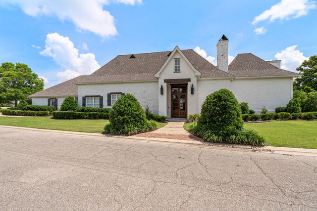 25 Sunset, Hattiesburg, MS 39402