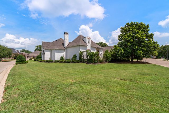 25 Sunset, Hattiesburg, MS 39402