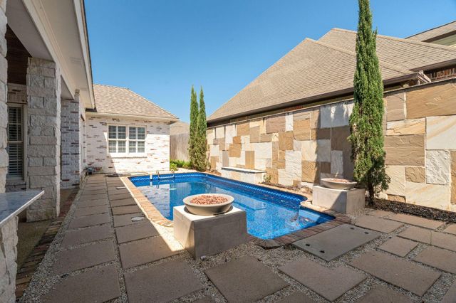 25 Sunset, Hattiesburg, MS 39402