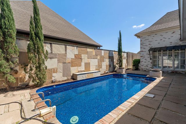 25 Sunset, Hattiesburg, MS 39402