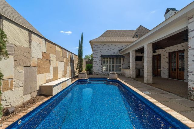 25 Sunset, Hattiesburg, MS 39402