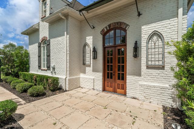 25 Sunset, Hattiesburg, MS 39402
