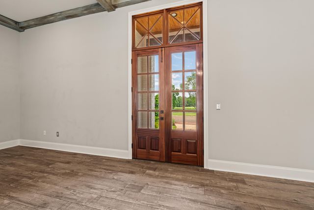 25 Sunset, Hattiesburg, MS 39402
