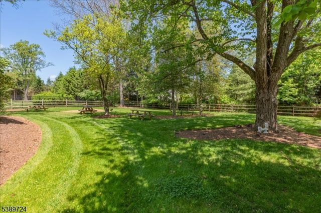 15 Wedgewood Dr, Bernards Twp., NJ 07920