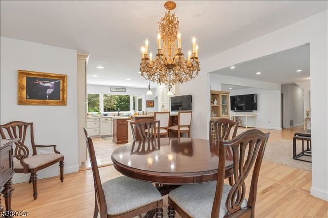 15 Wedgewood Dr, Bernards Twp., NJ 07920