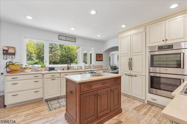 15 Wedgewood Dr, Bernards Twp., NJ 07920