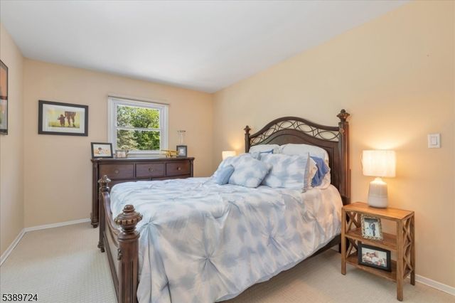 15 Wedgewood Dr, Bernards Twp., NJ 07920
