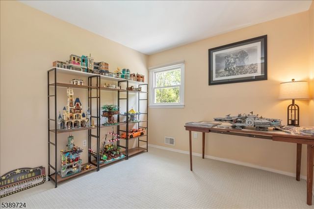 15 Wedgewood Dr, Bernards Twp., NJ 07920
