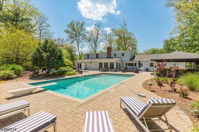 15 Wedgewood Dr, Bernards Twp., NJ 07920