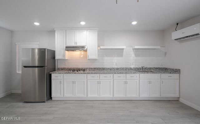 2523 Nations Avenue B, El Paso, TX 79930