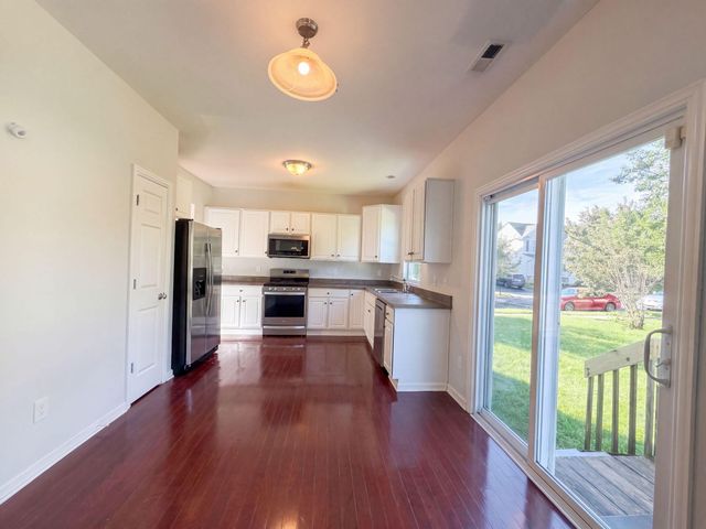 4058 Leontria Avenue, Columbus, OH 43219
