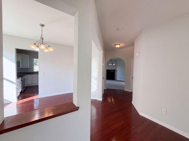 4058 Leontria Avenue, Columbus, OH 43219