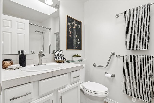 24124 40th Avenue SE, Bothell, WA 98021