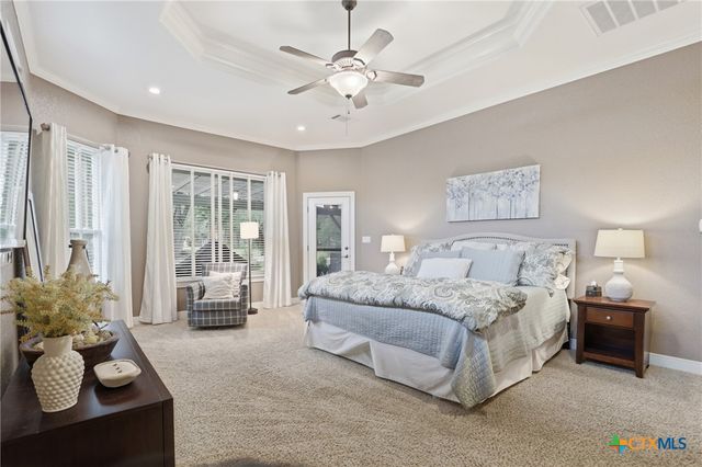 107 W Majestic Oak Lane, Georgetown, TX 78633