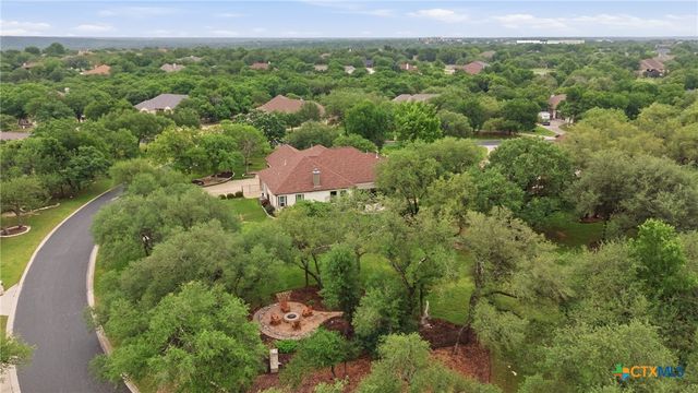 107 W Majestic Oak Lane, Georgetown, TX 78633