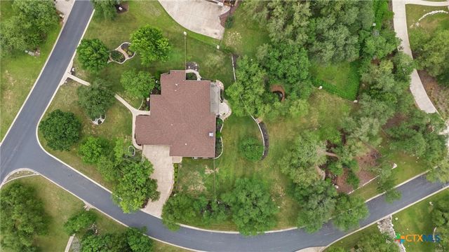 107 W Majestic Oak Lane, Georgetown, TX 78633
