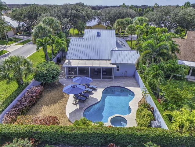 101 Cape Pointe Circle, Jupiter, FL 33477