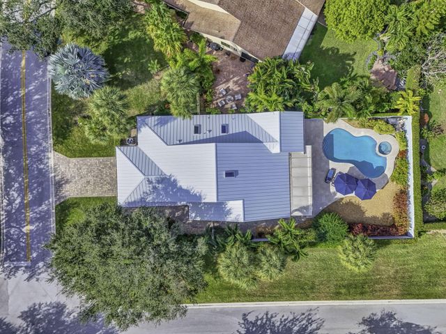 101 Cape Pointe Circle, Jupiter, FL 33477