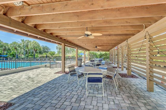 101 Cape Pointe Circle, Jupiter, FL 33477