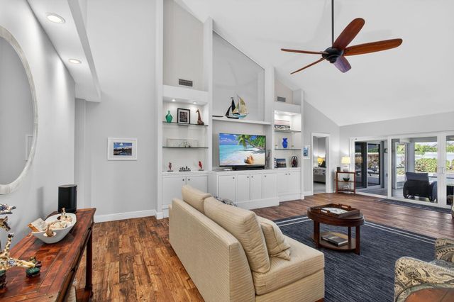 101 Cape Pointe Circle, Jupiter, FL 33477