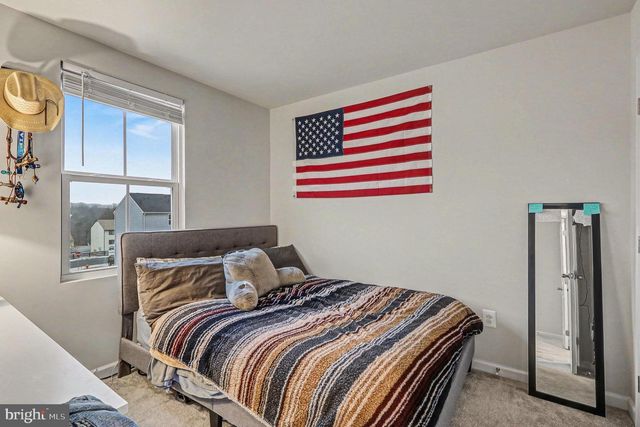 137 KENSINGTON CIR, Middletown, VA 22645