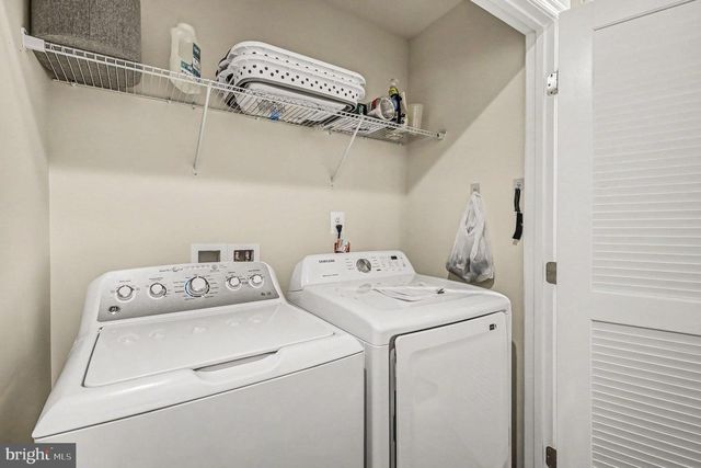 137 KENSINGTON CIR, Middletown, VA 22645