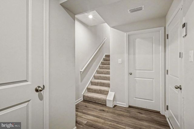 137 KENSINGTON CIR, Middletown, VA 22645