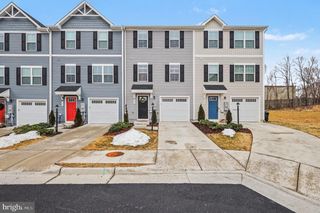 137 KENSINGTON CIR, Middletown, VA 22645