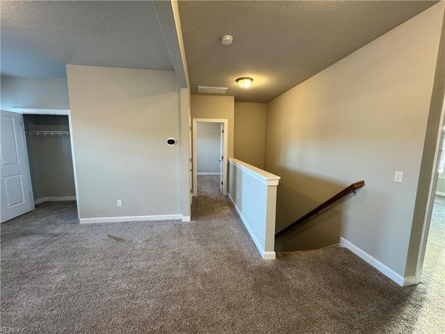 218 Tassell CRES, Suffolk, VA 23434