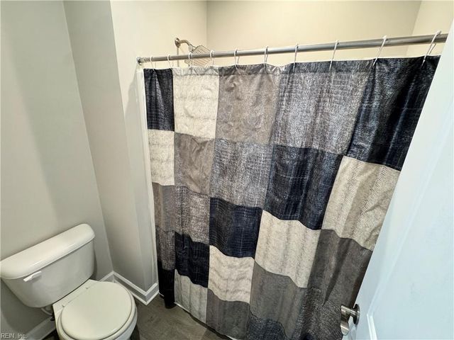 218 Tassell CRES, Suffolk, VA 23434