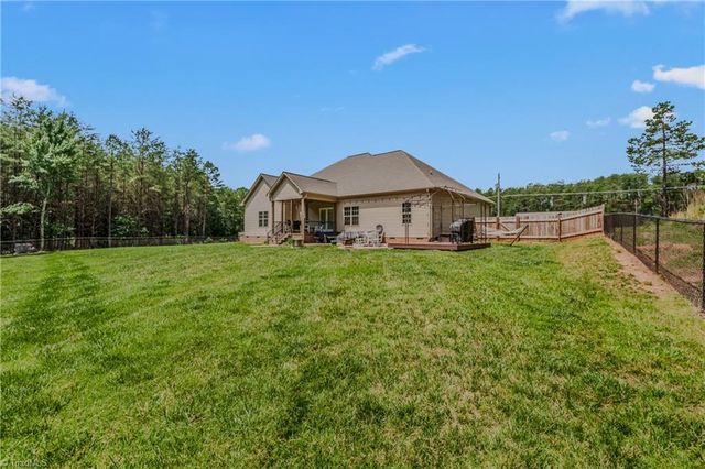 9637 Creek Farm Road, Tobaccoville, NC 27050