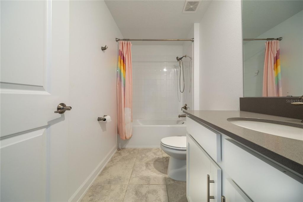 Image 26 of property listing at 11456 RHYME AVENUE, Orlando, FL 32832