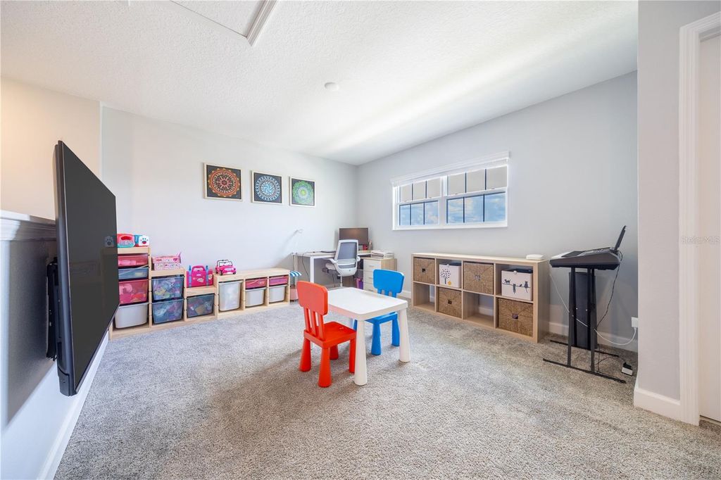 Image 27 of property listing at 11456 RHYME AVENUE, Orlando, FL 32832