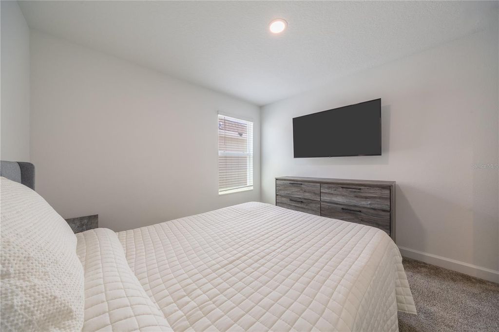 Image 29 of property listing at 11456 RHYME AVENUE, Orlando, FL 32832