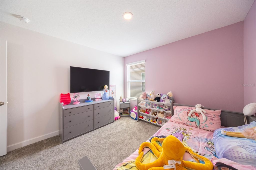 Image 31 of property listing at 11456 RHYME AVENUE, Orlando, FL 32832