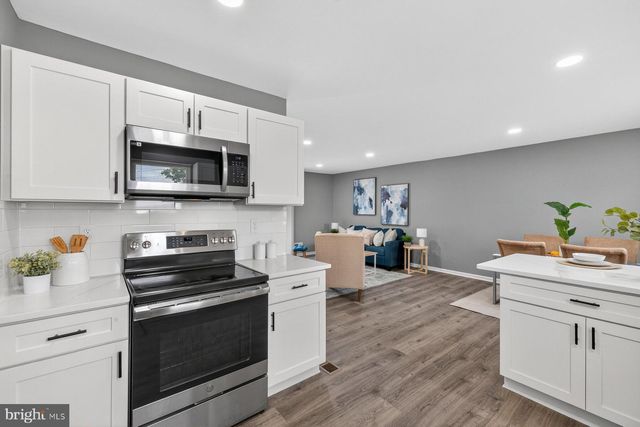 406 SILVER RUN RD, Edgewater, MD 21037