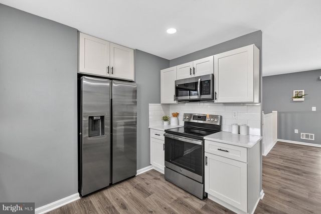 406 SILVER RUN RD, Edgewater, MD 21037