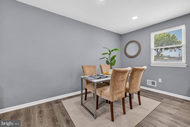 406 SILVER RUN RD, Edgewater, MD 21037