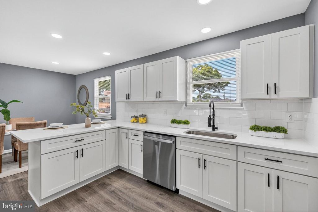 406 SILVER RUN RD, Edgewater, MD 21037