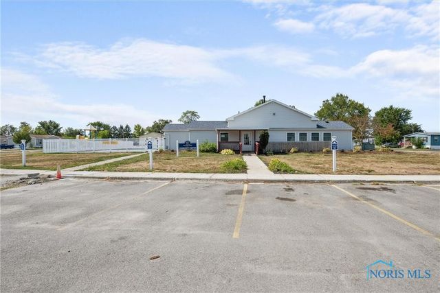 27696 Oregon Road, 120, Perrysburg, OH 43551