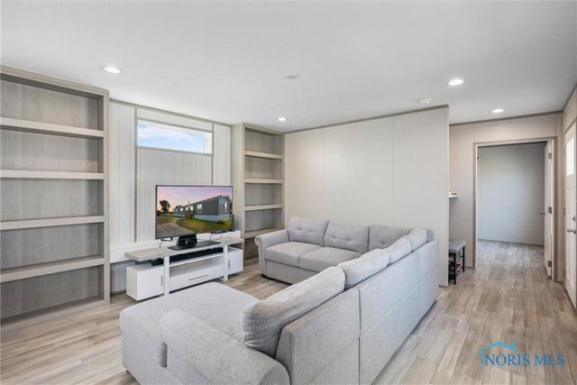 27696 Oregon Road, 120, Perrysburg, OH 43551