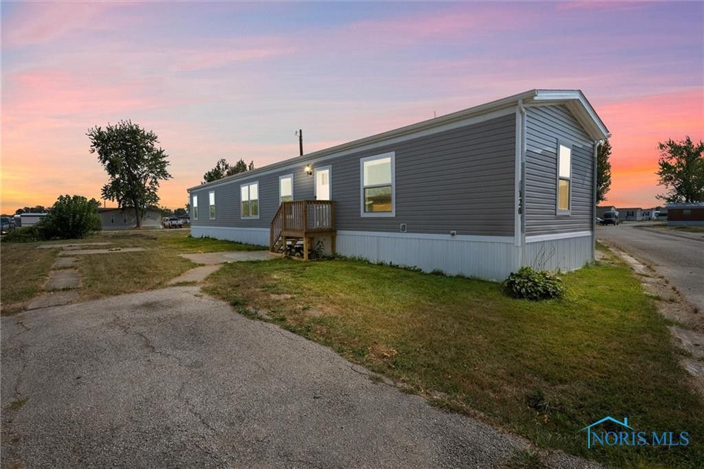 27696 Oregon Road, 120, Perrysburg, OH 43551