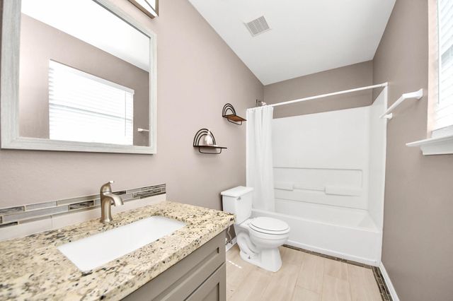 19042 Remington Mill Drive, Houston, TX 77073