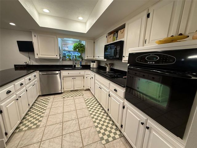 3918 Brookhollow Road, Norman, OK 73072
