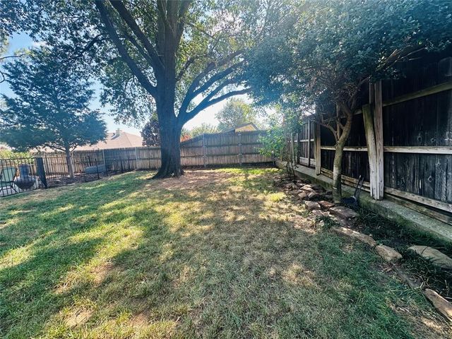 3918 Brookhollow Road, Norman, OK 73072