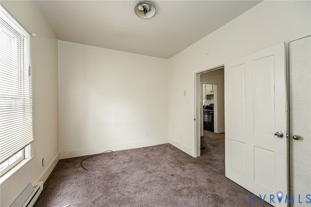 1047 Sussex St, Petersburg, VA 23803