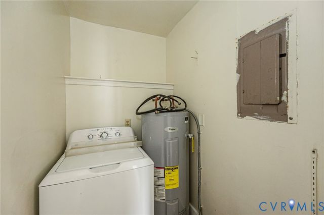 1047 Sussex St, Petersburg, VA 23803