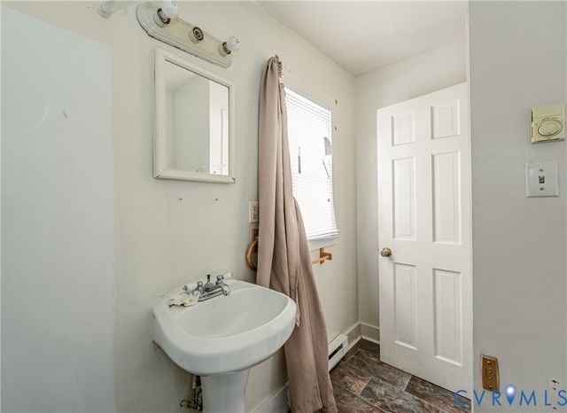 1047 Sussex St, Petersburg, VA 23803