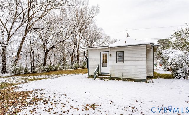 1047 Sussex St, Petersburg, VA 23803