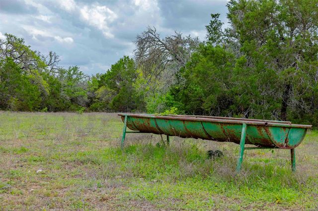 910 Abbey RD, Liberty Hill, TX 78642
